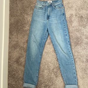 High waisted mom jeans, size 6 tall